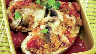 Vinete umplute cu carne tocată: Iată reţeta specială a verii!