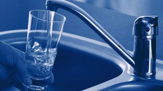  Rezerva de apă a Craiovei s-a epuizat, iar locuitorii primesc apă cu program