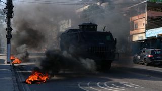 VIDEO Cel puţin 18 oameni au murit în urma unei operațiuni a poliției