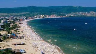 Românii sunt dezamăgiți de litoralul bulgăresc. Ce pățesc turiștii până ajung la destinație