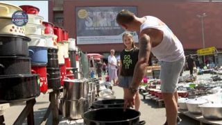 VIDEO | Lipsa apei calde a făcut ca vânzările de oale și ligheane să explodeze în București