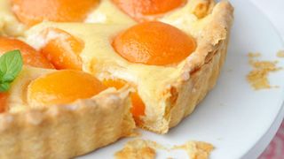 Tartă cu caise: Reţeta pe care trebuie să o încerci!