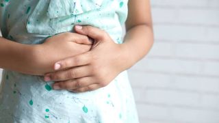 Alertă de toxiinfecție alimentară într-o tabără de copii din Suceava. Proprietarii pensiunii nu vor să cheme medicii