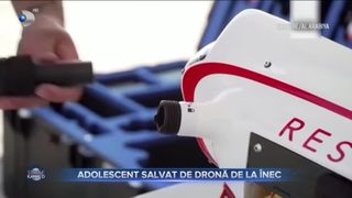 Adolescent salvat de dronă de la înec