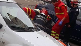 Tentativă de suicid la Fetești Gară. Un bărbat s-a urcat pe un stâlp de 30 de metri