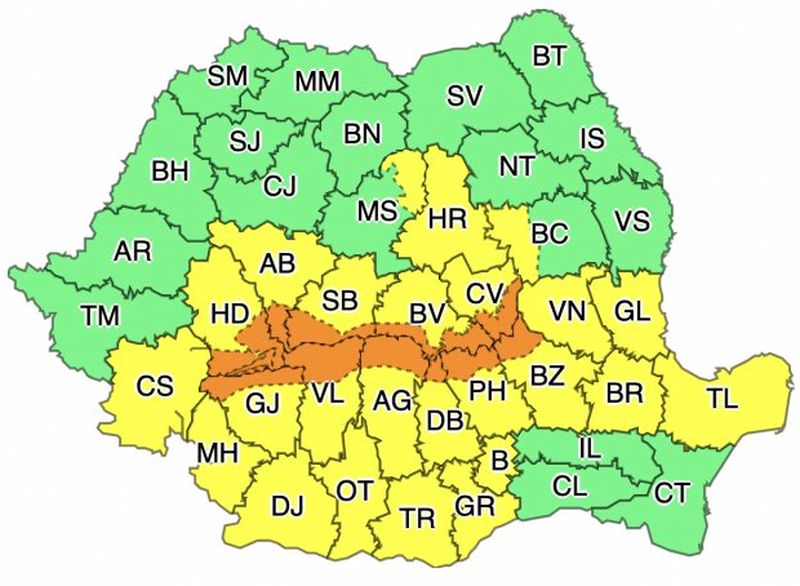 Avertizare ANM pentru mai bine de jumătate de țară! Cod portocaliu și galben de ploi torențiale, vijelii și caniculă