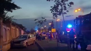 Un tânăr a intrat cu maşina în gardul Palatului Parlamentului. Ce au descoperit polițiștii