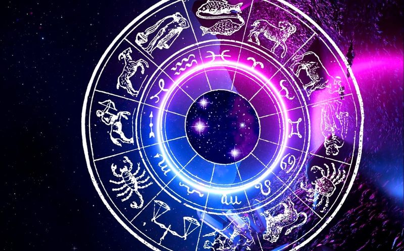 Horoscop 2 august 2022