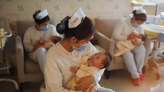 China face anunțul momentului! Autoritățile se aşteaptă ca populaţia ţării să scadă până în anul 2025