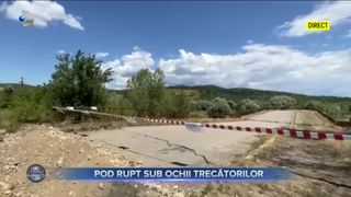 Pod rupt sub ochii trecătorilor