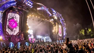 VIDEO - Prima zi a festivalului UNTOLD. Între ce ore se face accesul la festival