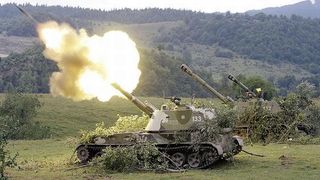 Rușii au lansat peste 60 de rachete Grad asupra orașului Nikopol