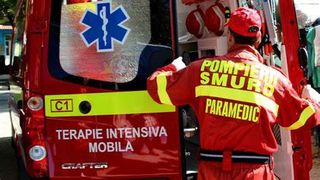 Un muncitor din Olt a murit strivit de țevi metalice, la o fabrică