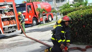 17 dispăruți și 77 de răniți, după ce un fulger a lovit o instalațiie petrolieră din Cuba