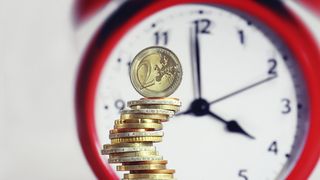 Curs valutar BNR azi, 9 august 2022. Cum evoluează euro şi dolarul american?