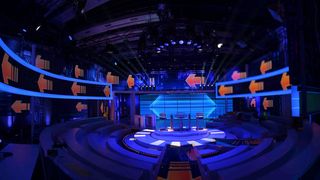 Primele imagini din platoul “Tu urmezi!”, game show-ul ce va fi prezentat de Dan Negru,  în curând, la Kanal D!