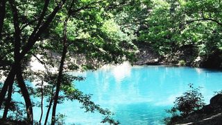 7 lacuri superbe din Rom&acirc;nia. Atrag turiștii ca un magnet