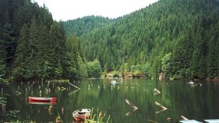 7 lacuri superbe din Rom&acirc;nia. Atrag turiștii ca un magnet