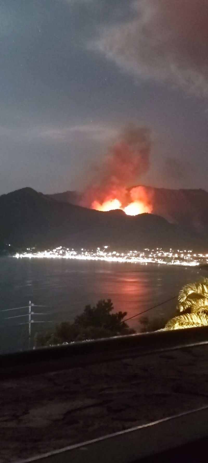 thassos incendiu