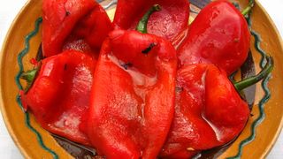 Reţetă de ardei copţi la borcan pentru iarnă