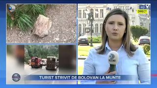 Turist strivit de bolovan la munte
