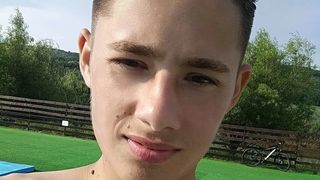 El este tânărul care a murit înecat la Costineşti. Aurel avea 21 de ani şi lucra la unul din barurile de pe plajă