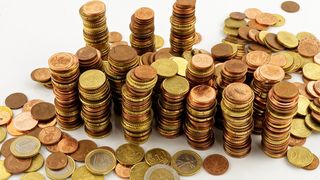 Curs valutar BNR azi, 12 august 2022. Noile cotații pentru euro şi dolar