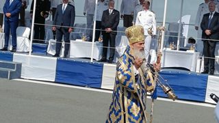 VIDEO | Incident la ceremoniile din Portul militar Constanţa. IPS Teodosie: „Îi compătimesc pe cei care au făcut asta pentru că înaintea lui Dumnezeu vor răspunde”