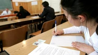 Subiecte Rom&acirc;nă BAC 2022 sesiunea de toamnă. Baremul de corectare, pe EDU.ro