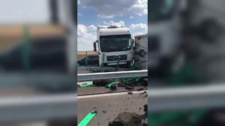 Un TIR încărcat cu cărbuni s-a răsturnat pe drumul dintre Craiova-Pitești