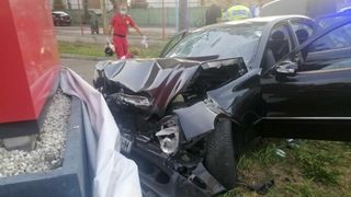 Un bărbat a murit, iar alte șase persoane au fost rănite, în urma unui accident