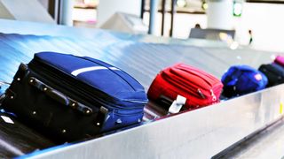 O familie a găsit cadavrele a doi copii în valize 