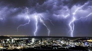 O tornadă a luat gardurile și corturile pe sus, la un festival din Marea Britanie