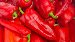 Trei rețete delicioase cu ardei kapia roșu