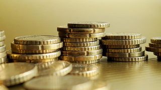 Curs valutar azi, 22 august 2022. Cu c&acirc;t se vinde euro la casele de schimb?