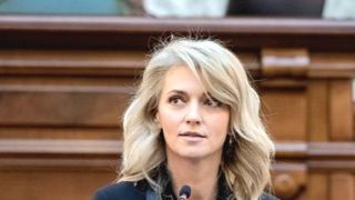 Replica primită de Ciolacu din partea PNL: ,, Nu suntem interesați de competiția cine jignește sau se victimizează mai mult''