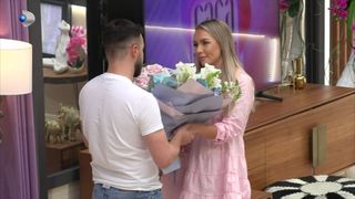 Un nou cuplu în ”Casa Iubirii”: de frică să nu o piardă, Radu i-a cerut Xeniei, în mod oficial, să fie iubita lui