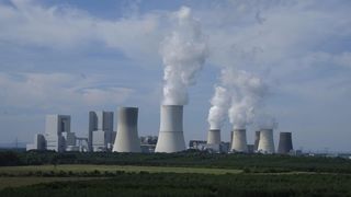 VIDEO - Alertă nucleară! Centrala de la Zaporojie, cea mai mare din Europa, a fost deconectată de la rețeaua electrică