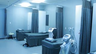 Colegiul Medicilor din România a transmis un mesaj după agresiunile suferite de personalul medical: "Medicii nu sunt sac de box...pentru nimeni"