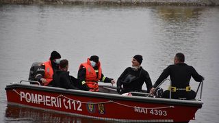 Un bărbat de 70 de ani a fost salvat de la înec în ultim moment