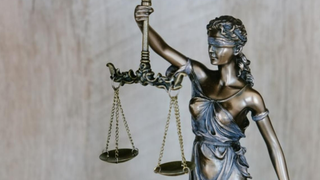 Probleme legale cu care ne putem confrunta ca cetățeni români peste hotare