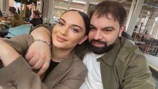 De ce nu a cântat Florin Salam la ziua fiicei sale? Betty a împlinit 22 de ani