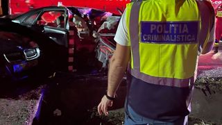 Un tânăr a murit, iar alți trei au ajuns la spital, în urma unui accident