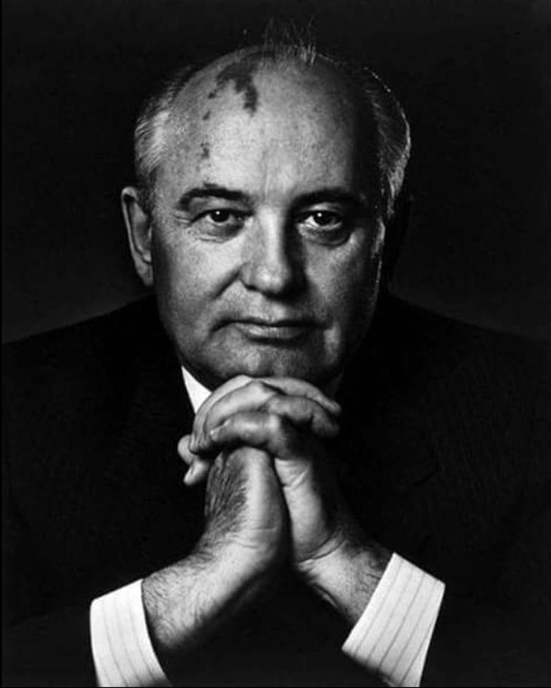 Mihail Gorbaciov a murit: Viaţa uimitoare a ultimului lider comunist