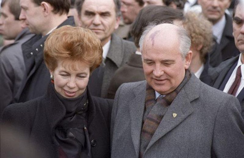 mihail gorbaciov și soția
