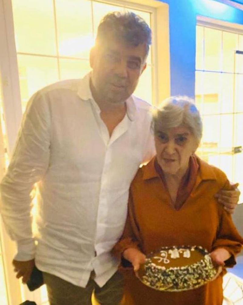 Doliu în familia lui Marcel Ciolacu. Mama acestuia s-a stins din viață