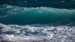 Un bărbat a dispărut în mare la Eforie Nord și este căutat