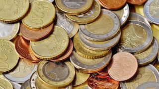 Curs valutar BNR azi, 1 septembrie 2022. Cum evoluează euro şi dolarul?
