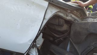 Accident tragic &icirc;n Constanța. Doi oameni au muri după ce două mașini s-au ciocnit violent