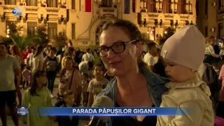 Parada păpușilor gigant